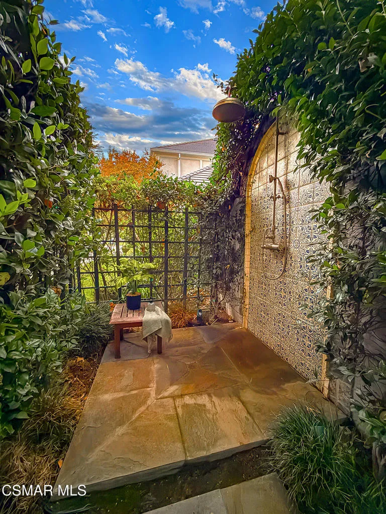 581 Lakeview Canyon Road, Westlake Village, California 91362 home-pic-67